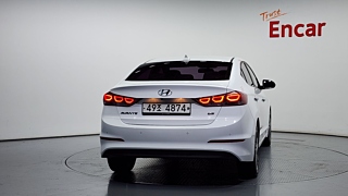 HYUNDAI AVANTE AD 2016