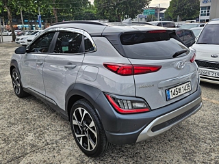 HYUNDAI KONA 2021