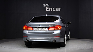BMW 5-SERIES G30 2018