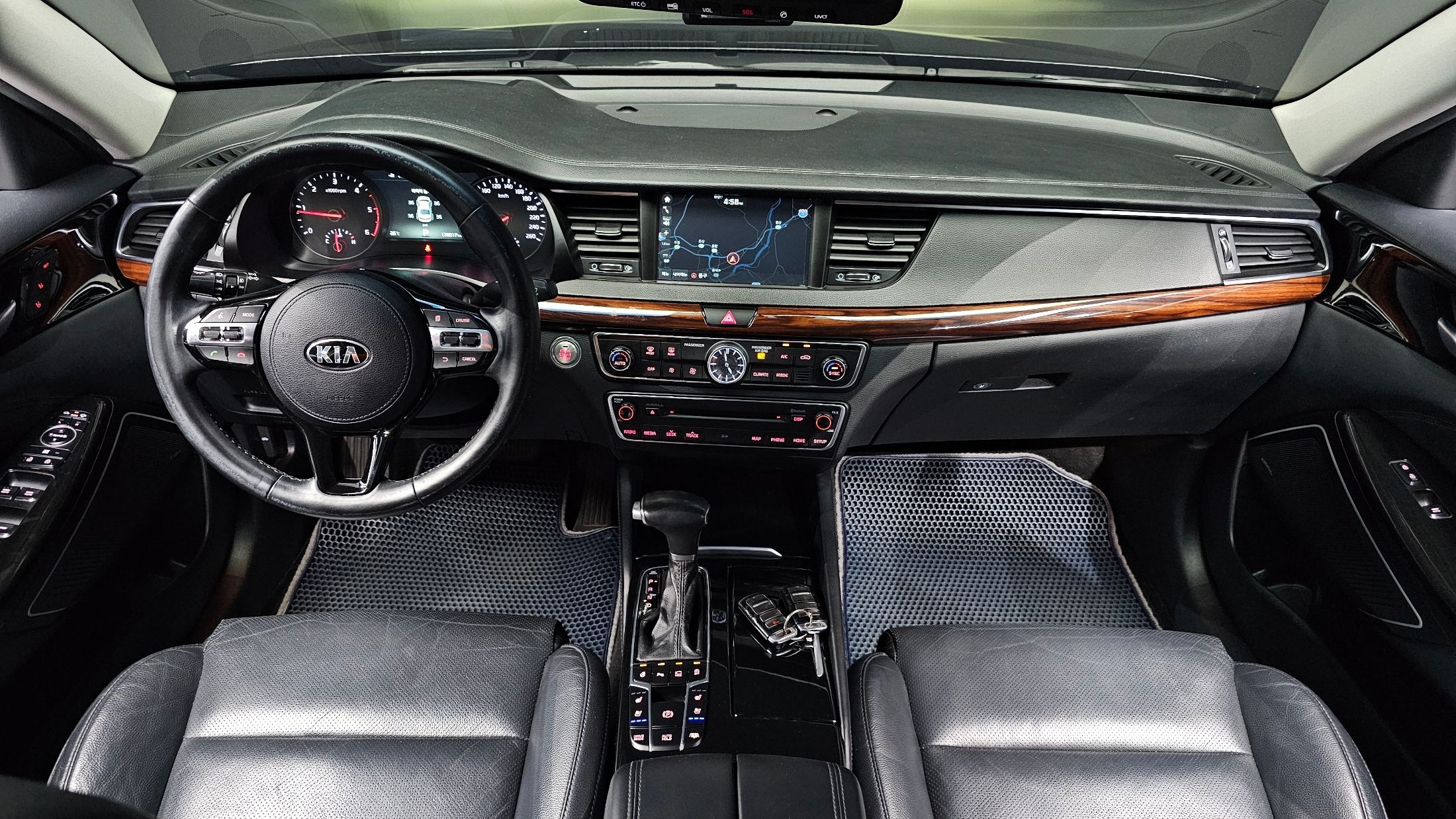 KIA K7 2017