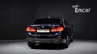 BMW 5-SERIES G30 2018