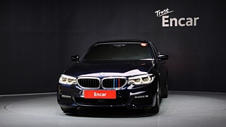 BMW 5-SERIES G30 2018