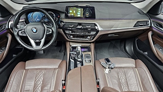 BMW 5-SERIES G30 2018