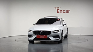 VOLVO S60 2023