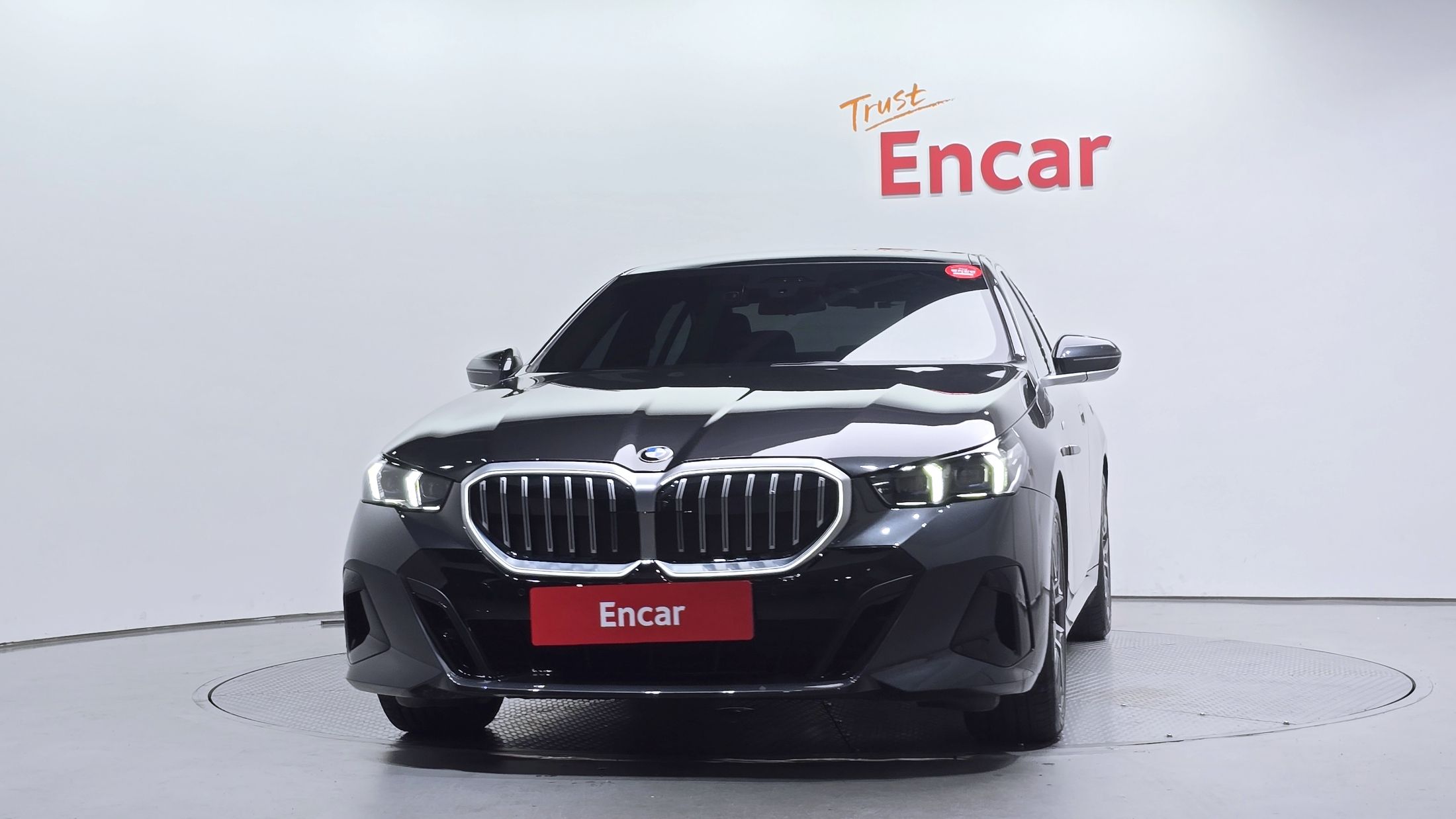 BMW 5-SERIES G60 2024