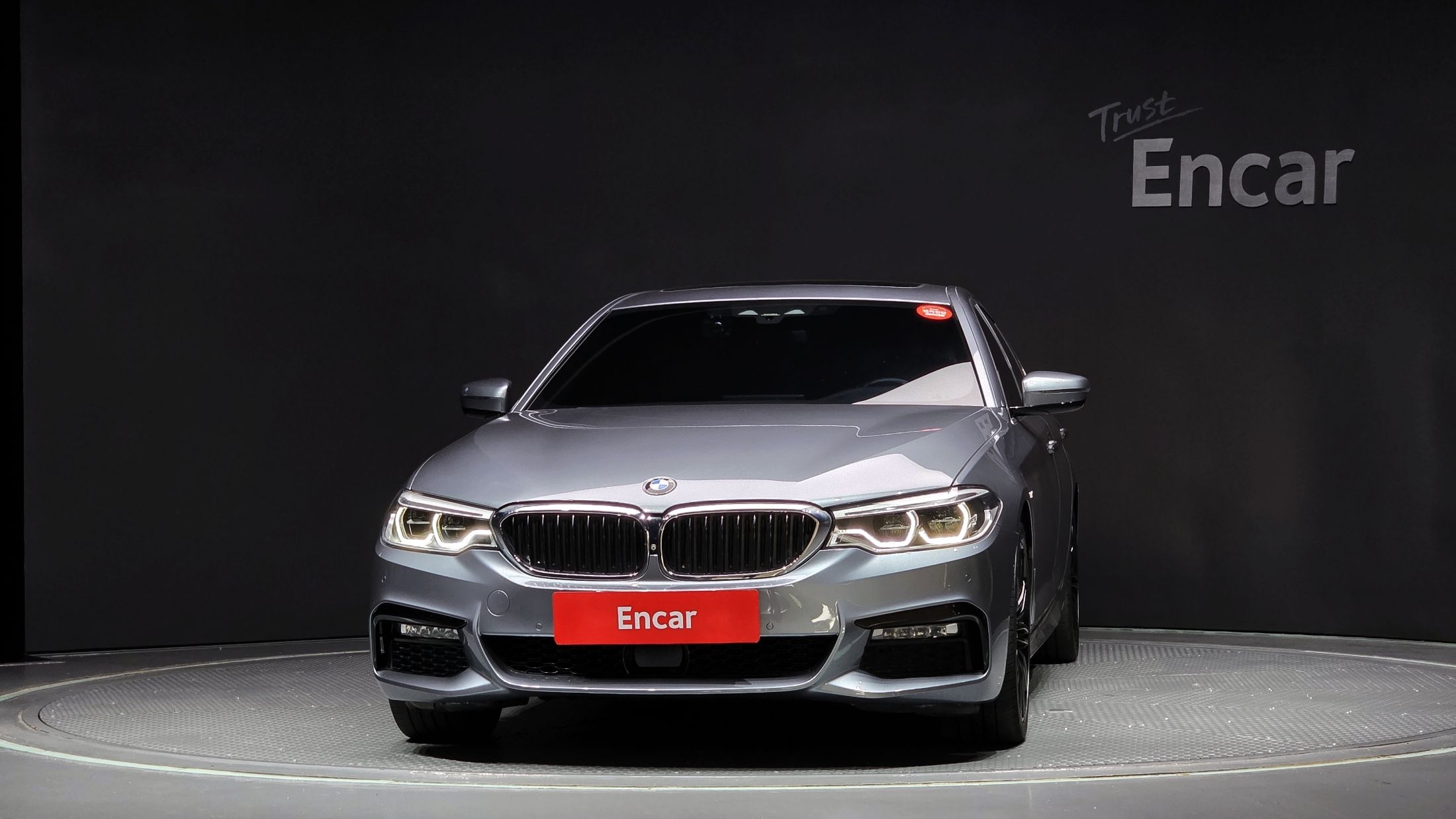 BMW 5-SERIES G30 2018