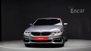 BMW 5-SERIES G30 2018