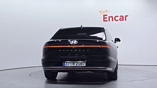 HYUNDAI GRANDEUR GN7 2023