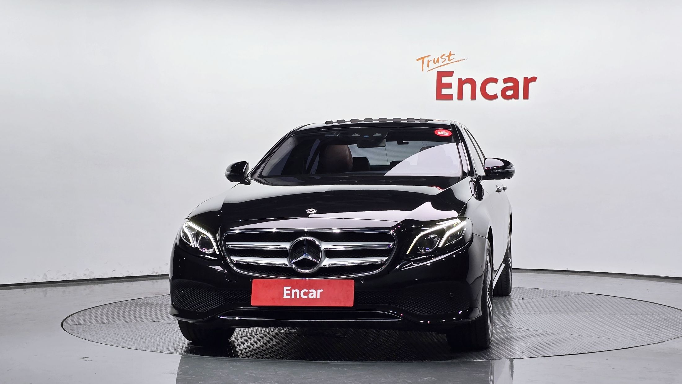 MERCEDES BENZ E-CLASS W213 2017