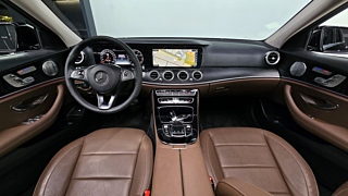 MERCEDES BENZ E-CLASS W213 2017