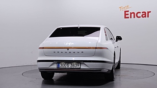 HYUNDAI GRANDEUR GN7 2023
