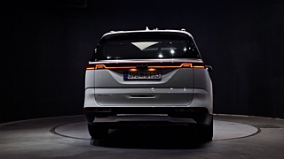 KIA CARNIVAL 2023