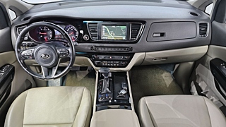 KIA CARNIVAL 2017