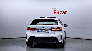 BMW 1-SERIES F40 2023