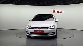 VOLKSWAGEN GOLF 2016