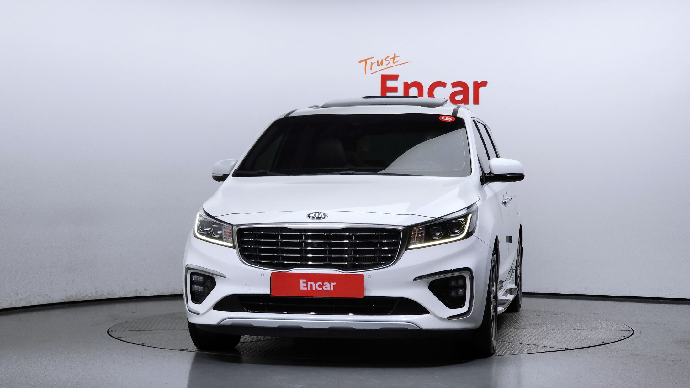 KIA CARNIVAL 2018