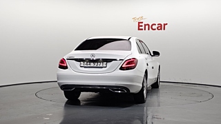 MERCEDES BENZ C-CLASS W205 2019