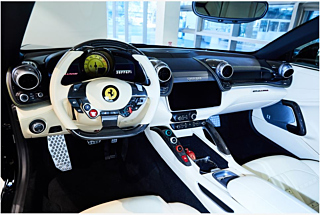 FERRARI GTC4 LUSSO 2019