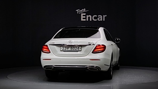 MERCEDES BENZ E-CLASS W213 2017