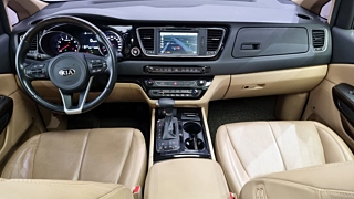 KIA CARNIVAL 2017