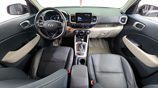 HYUNDAI VENUE 2023