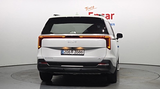 KIA CARNIVAL 2025