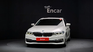BMW 5-SERIES G30 2018
