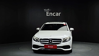 MERCEDES BENZ E-CLASS W213 2017