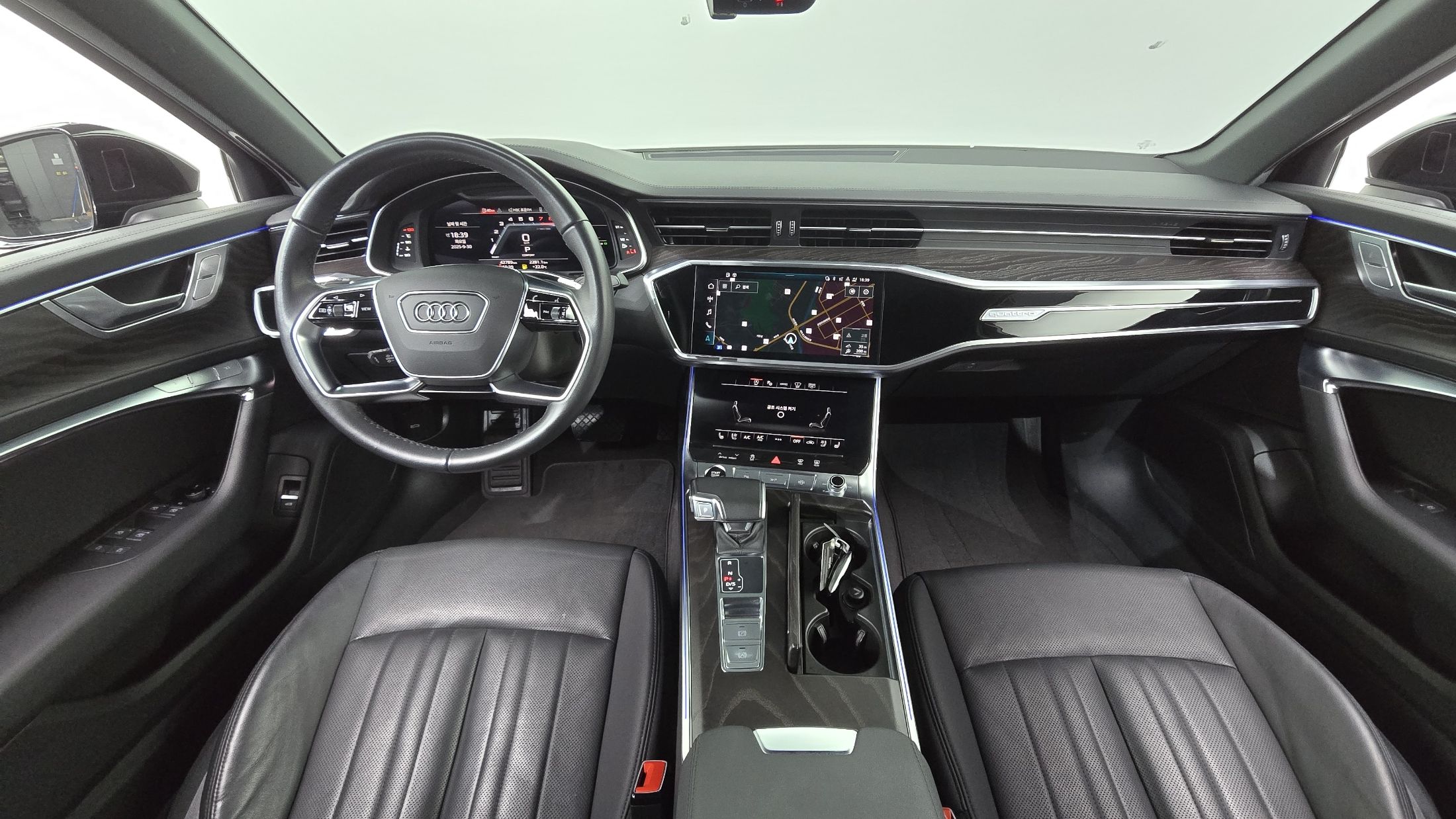 AUDI A6 C8 2023