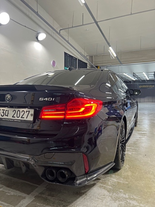 BMW 5-SERIES G30 2018