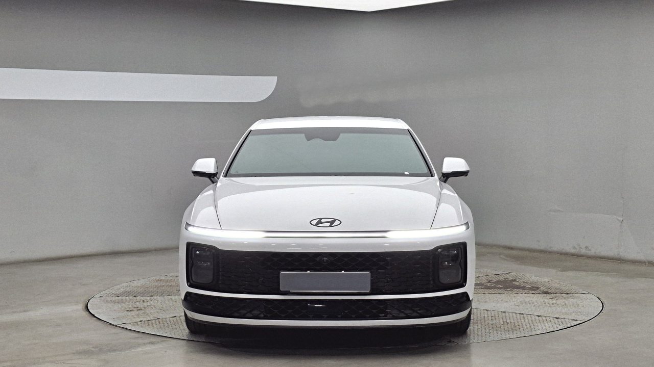 HYUNDAI GRANDEUR GN7 2022