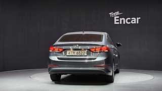 HYUNDAI AVANTE AD 2018