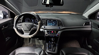 HYUNDAI AVANTE AD 2018