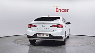 HYUNDAI AVANTE AD 2019