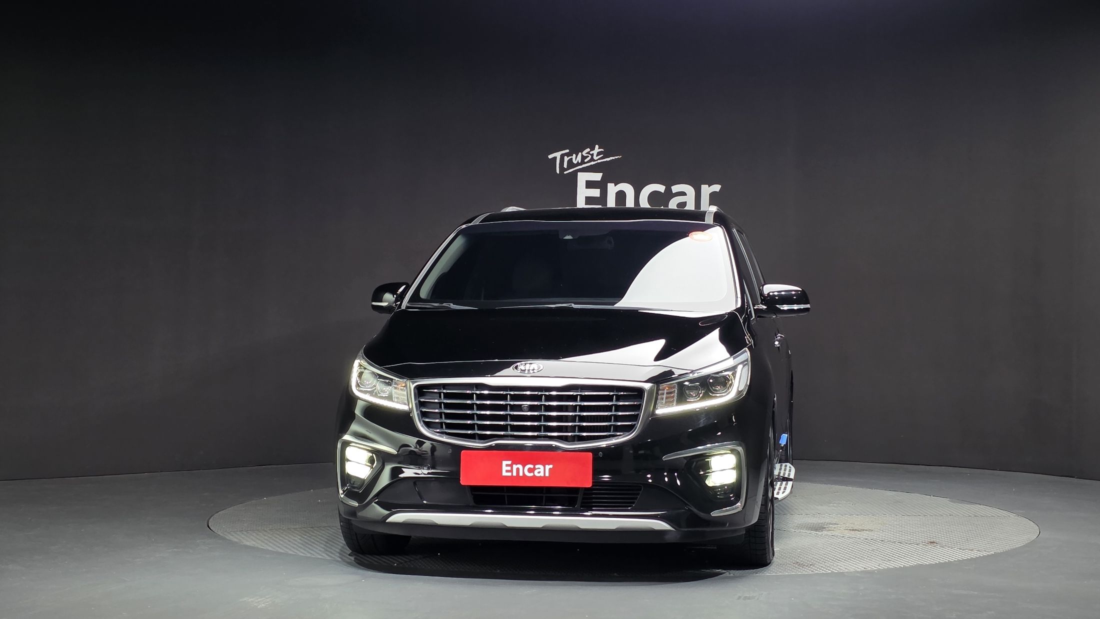 KIA CARNIVAL 2019