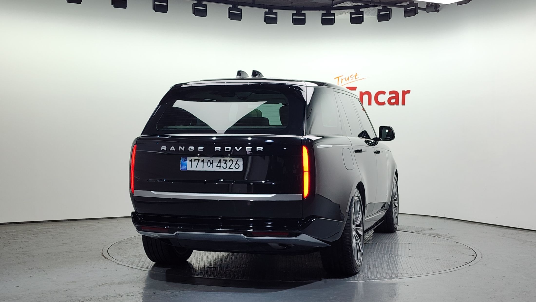 LAND ROVER RANGE ROVER 2024