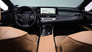 LEXUS ES300H 2023