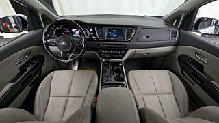KIA CARNIVAL 2017