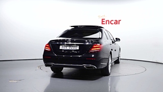 MERCEDES BENZ E-CLASS W213 2016