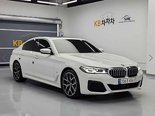 BMW 5-SERIES G30 2022