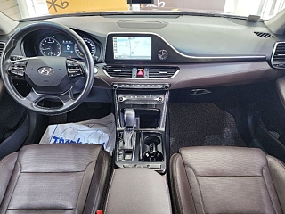 HYUNDAI GRANDEUR IG 2018
