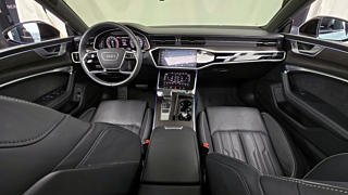 AUDI A7 4K 2023