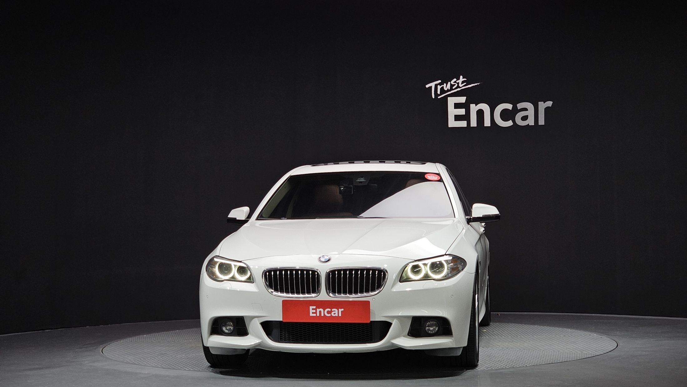BMW 5-SERIES F10 2016