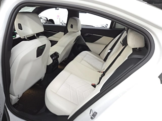 BMW 5-SERIES G60 2024
