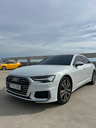 AUDI A6 C8 2023