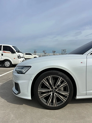 AUDI A6 C8 2023