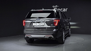 FORD EXPLORER 2017
