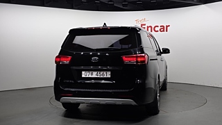 KIA CARNIVAL 2017
