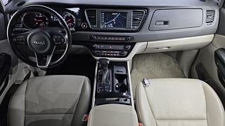 KIA CARNIVAL 2017