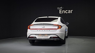 HYUNDAI SONATA HYBRID DN8 2021